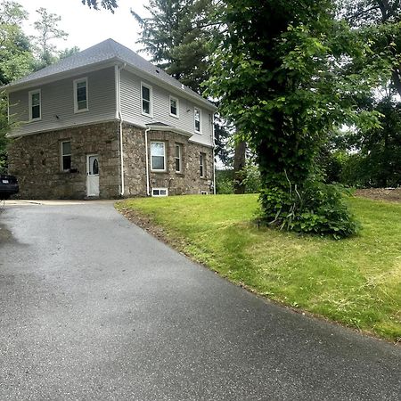 1 Ridgeway Avenue Villa Providence Eksteriør billede
